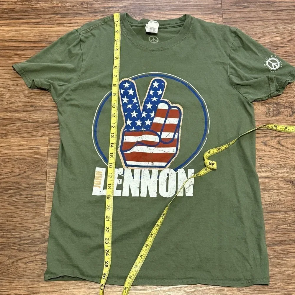Gildan Softstyle Ring Spun John Lennon Short Sleeve T-Shirt Green Size Medium